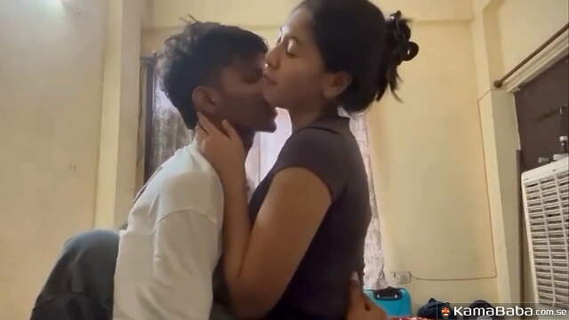 Indian Desi Leaked MMS: Kalua Take Pretty Girl on a Wild Ride in This Viral 19-Minute Video